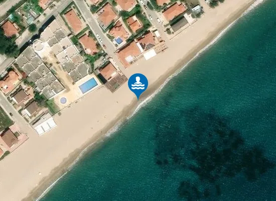 Satellite image of PLAYA DE LA CASA DELS LLADRES PM1