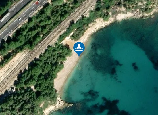 Satellite image of PLAYA DEL PONT DE L'?LIA PM1