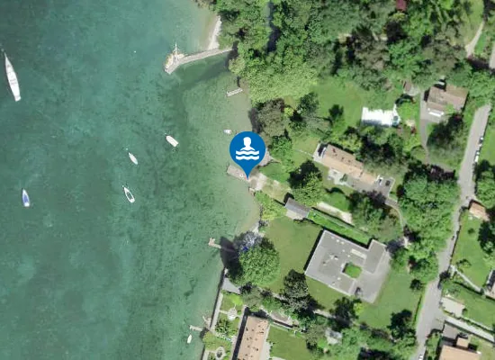 Satellite image of PORT-BLEU