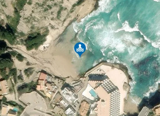 Satellite image of PLAYA CALA BARQUES (CALA SANT VICEN?) PM1