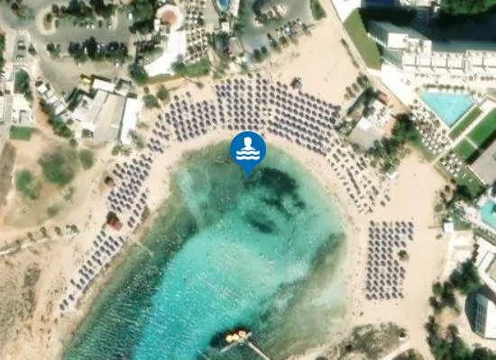 Satellite image of VATHIA GONIA