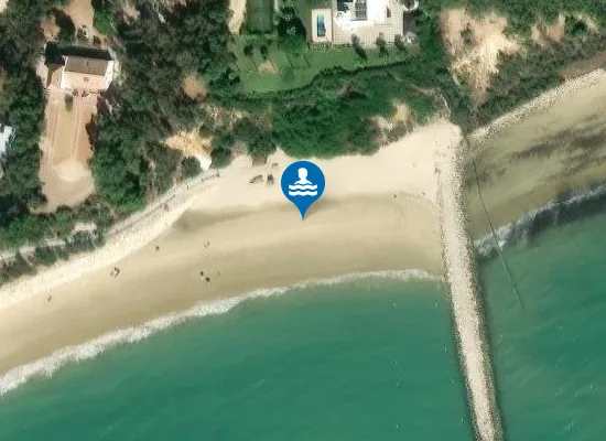 Satellite image of PLAYA GALEONES PM1