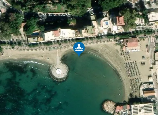 Satellite image of PLAYA EL FARO PM1