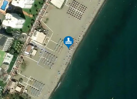 Satellite image of PLAYA LA CARIHUELA PM2