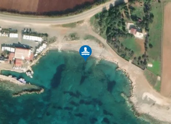 Satellite image of LIMNI ORMIDEIAS