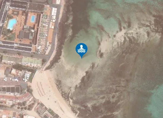 Satellite image of PLAYA CLAVELLINA (NORTE LA GOLETA) PM1