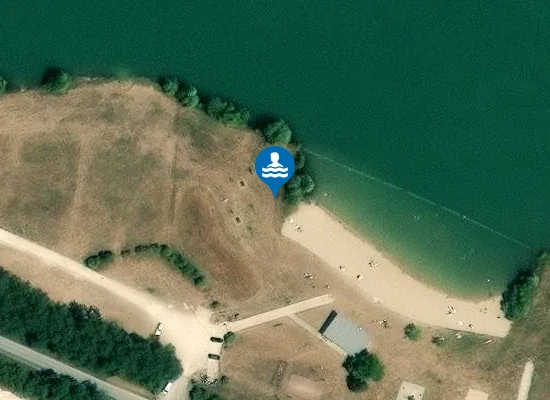 Satellite image of PLAN D'EAU ST GENOU