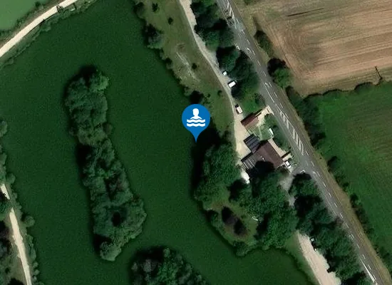 Satellite image of LAC DE RIEL LES EAUX