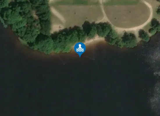 Satellite image of ETANG DU MERLE