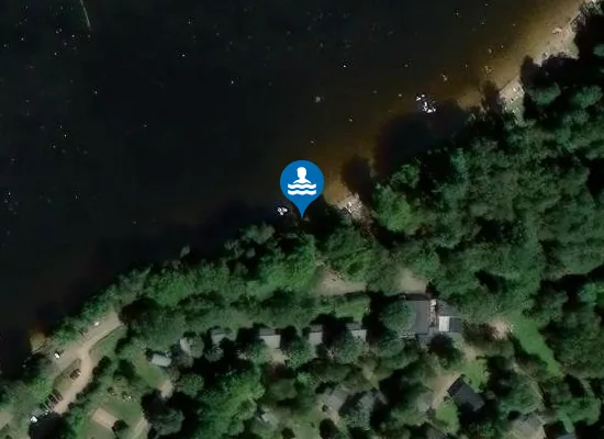 Satellite image of LA CABANE VERTE