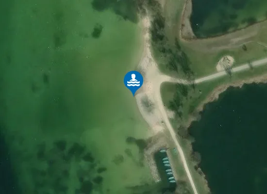 Satellite image of PLAGE DU LAC DE REMORAY