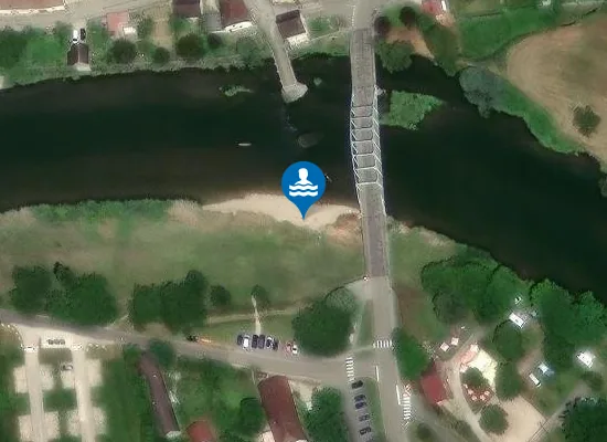 Satellite image of LA LOUE AU PONT DE PORT LESNEY