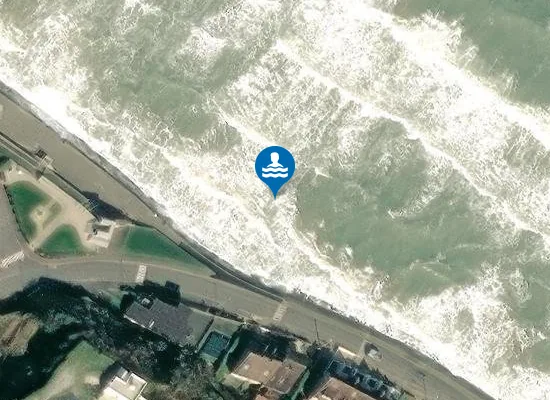 Satellite image of PLAGE DU MONUMENT