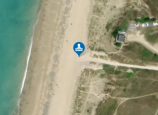 Satellite image of FACE AU CD 135E