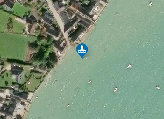 Satellite image of LE RIVAGE DE QUETTEHOU
