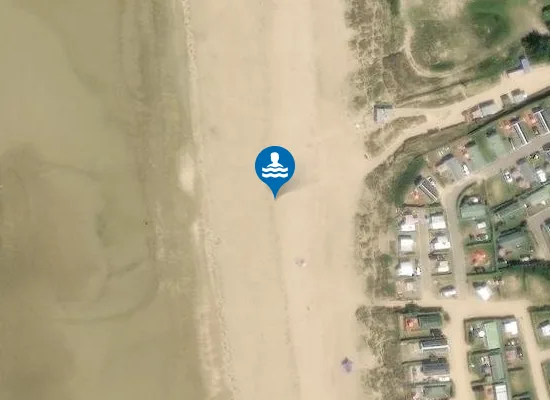 Satellite image of FACE AU CAMPING DU ROZEL