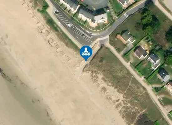 Satellite image of FACE AU CD 166