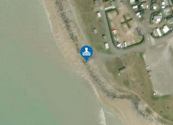 Satellite image of FACE AU CD 483