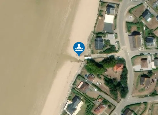 Satellite image of FACE AU POSTE SDIS