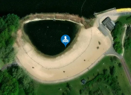 Satellite image of BASE DES PRES DU HEM - BAIGNADE