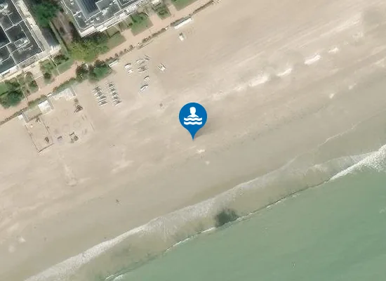 Satellite image of PLAGE BENOIT