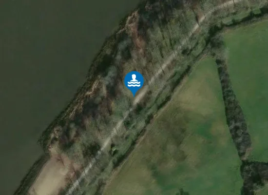 Satellite image of LE GUE DE SELLE