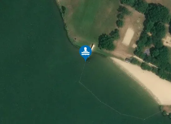 Satellite image of PLAGE PUBLIQUE DE MARCON