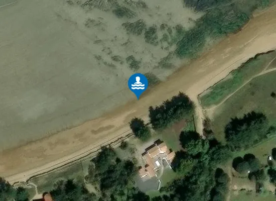 Satellite image of KER CHALON DROITE