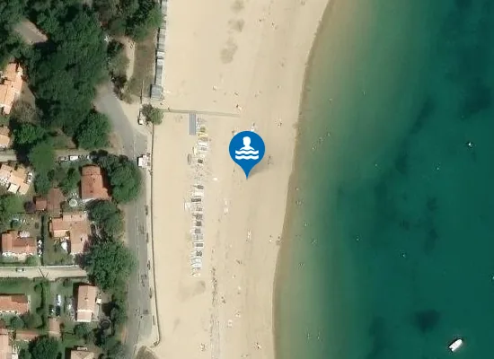 Satellite image of LES SABLEAUX