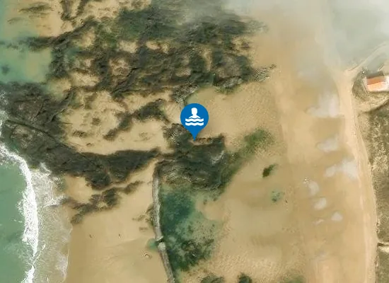 Satellite image of LA PARACOU