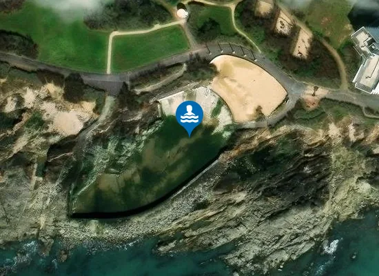 Satellite image of PLAN D'EAU DOMBRET