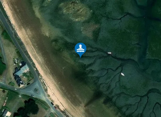 Satellite image of LE OUERN