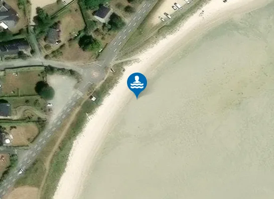 Satellite image of LE MENHIR