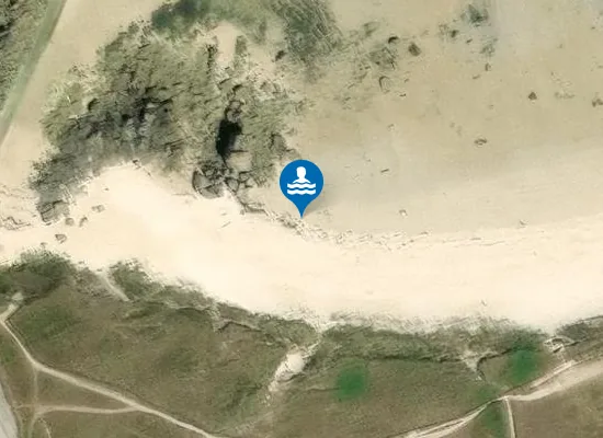 Satellite image of MENEZ HAM