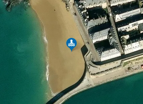 Satellite image of LE MOLE