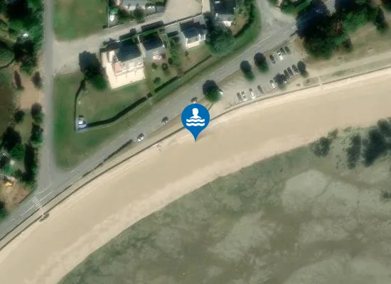 Satellite image of SAINT GUERIN