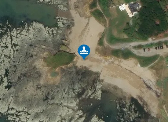 Satellite image of LE GOULUMER