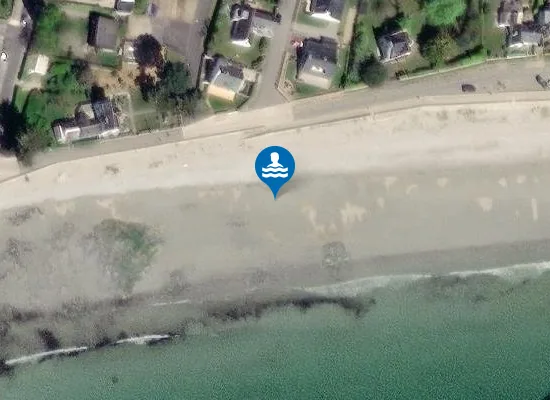 Satellite image of LE ROALIGUEN